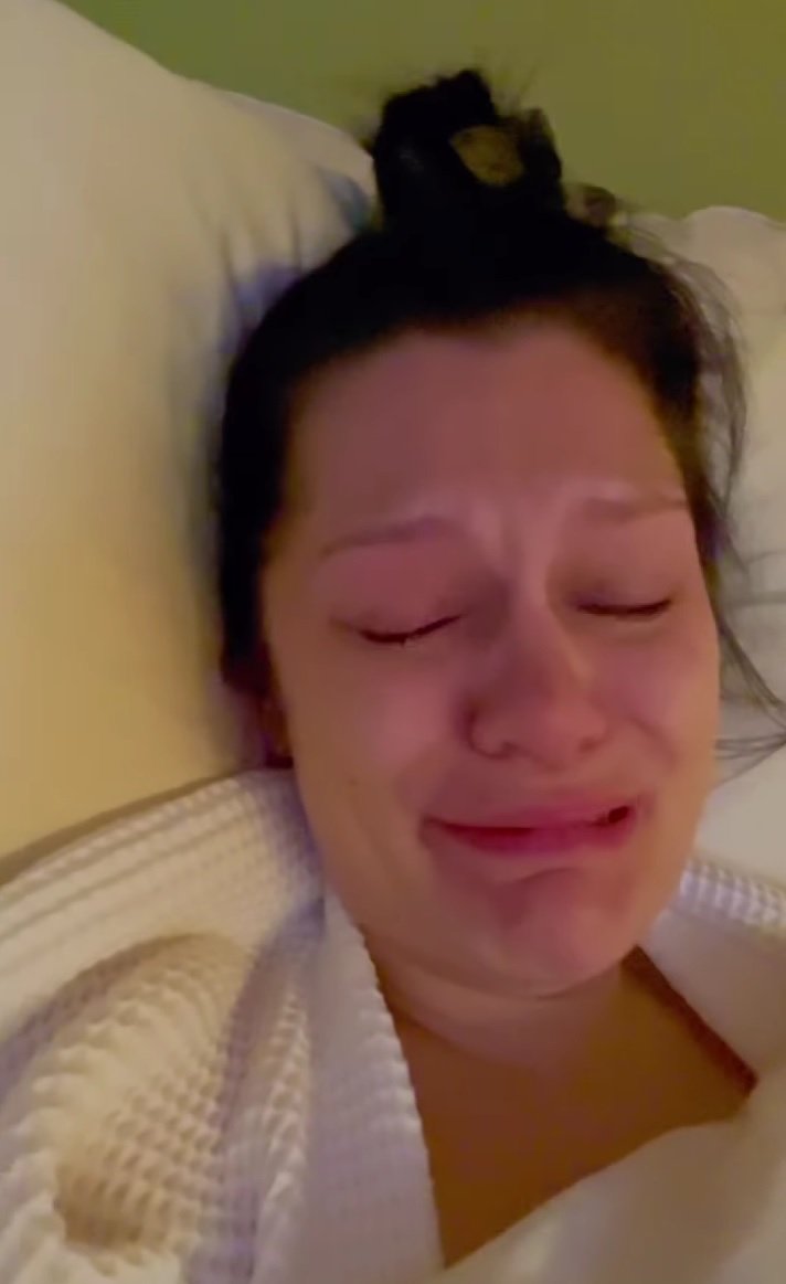 A terhes Jessie J sírva fakad: "Nem tudom megmagyarázni, milyen rosszul érzem magam"